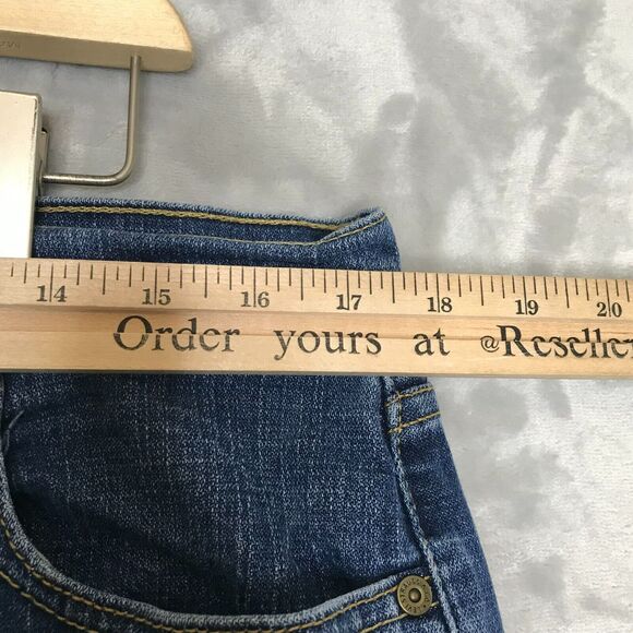 Levis 515 Boot Cut Jeans Womens 14 M Medium Blue Mid Rise Cotton Stretch Pockets - Picture 8 of 10